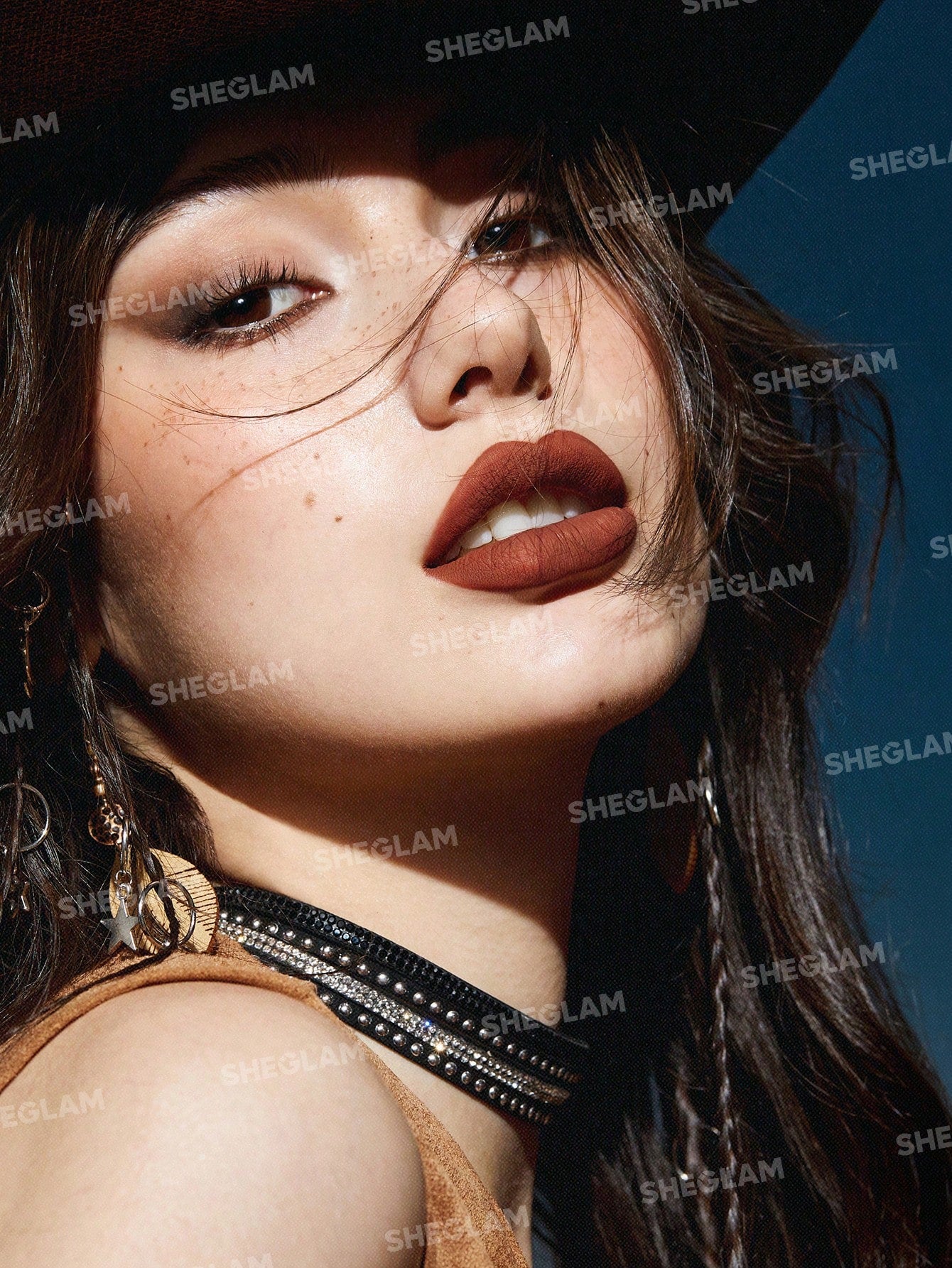 She Glam Live To Roam Eyeshadow Palette